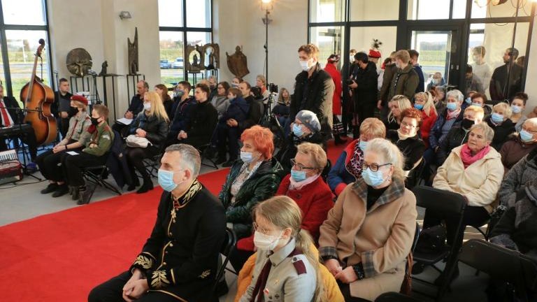 XXXVI swiatowe dni mlodziezy msza sw w Brzegi - Wieliczka-077.jpg