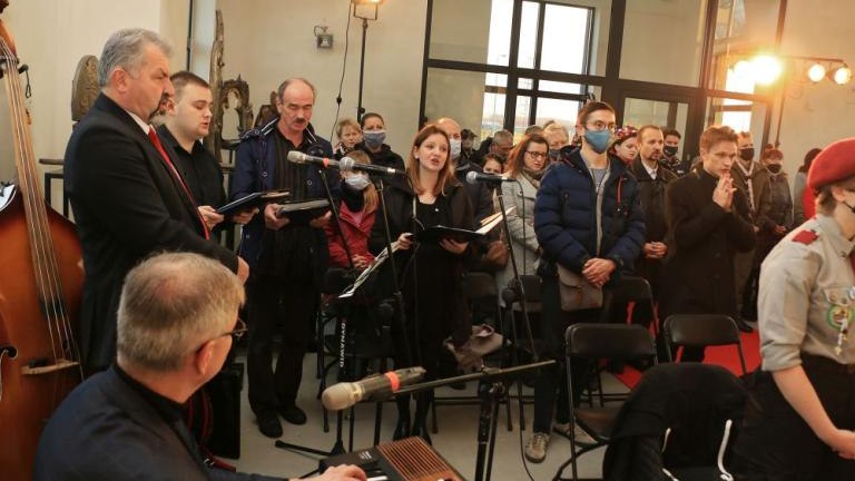 XXXVI swiatowe dni mlodziezy msza sw w Brzegi - Wieliczka-101.jpg