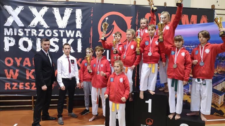 15 medali i 1 miejsce drużynowo OYAMA_6.jpg