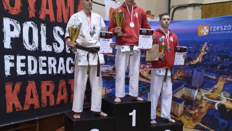 15 medali i 1 miejsce drużynowo OYAMA_7.jpg