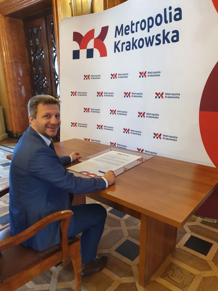 przyjecie strategii rozwoju ponadlokalnego do 2030 wieliczka-005.jpg