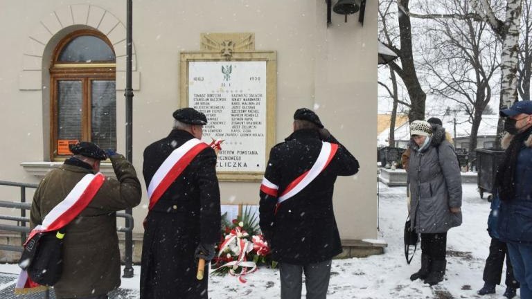 22 stycznia rocznica wybuchu powstania styczniowego cmentarz wieliczka-002.jpg