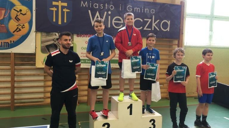 XXXVI turniej tenisa stolowego sladami grubby kozmice wielkie wieliczka-003.jpg
