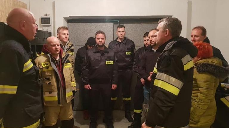 lekki woz strazacki dla  jednostki OSP Brzegi - grupa specjalna pletwonurkow-016.jpg