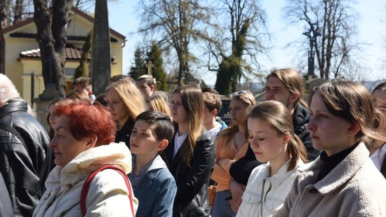 82. rocznica Zbrodni Katyńskiej Wieliczka - pamiętamy!-005.jpg