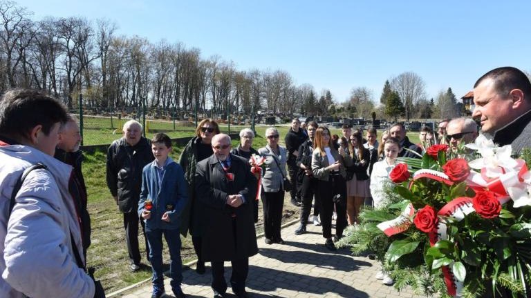 82. rocznica Zbrodni Katyńskiej Wieliczka - pamiętamy!-054.jpg