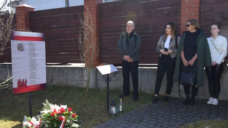 82. rocznica Zbrodni Katyńskiej Wieliczka - pamiętamy!-075.jpg