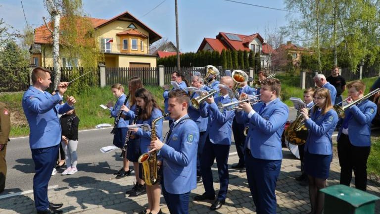 Dzien Flagi Rzeczypospolitej Polskiej 2022 Kozmice Wielkie Wieliczka-002.jpg