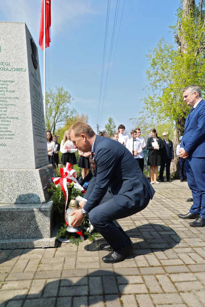 Dzien Flagi Rzeczypospolitej Polskiej 2022 Kozmice Wielkie Wieliczka-007.jpg