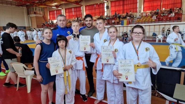 UKS Judo King Wieliczka z sukcesami w Rumunii-006.jpg