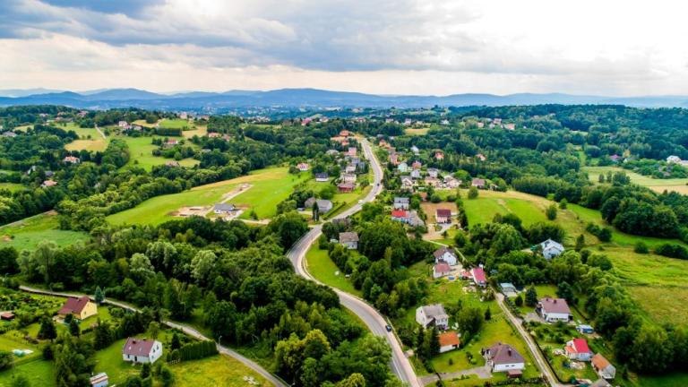 Nowy chodnik w Kozmicach Malych i Raciborsku Wieliczka-008.jpg