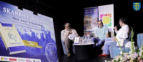 Promocja książki "Skarbiec wiedzy" prof. Jerzego Wyrozumskiego