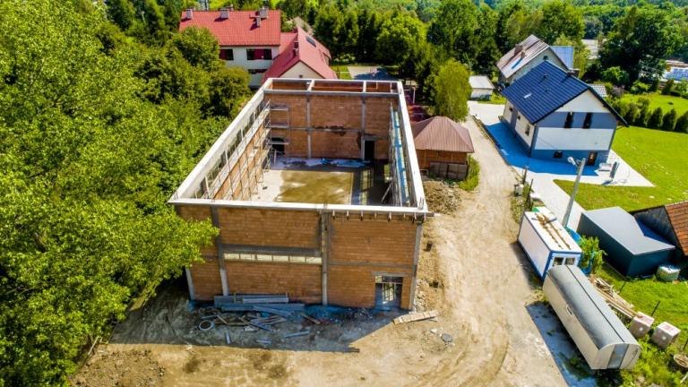 budowa sali gimnastycznej w Byszycach-007.jpg