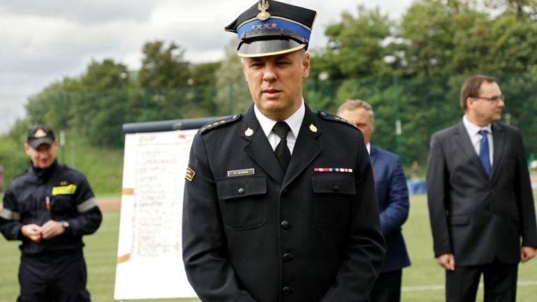 zawody strazackie na arenie lekkoatletycznej w wieliczce-013.jpg