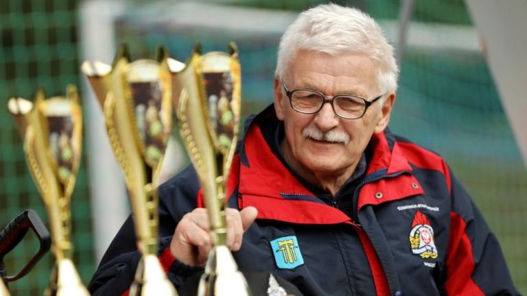 zawody strazackie na arenie lekkoatletycznej w wieliczce-033.jpg