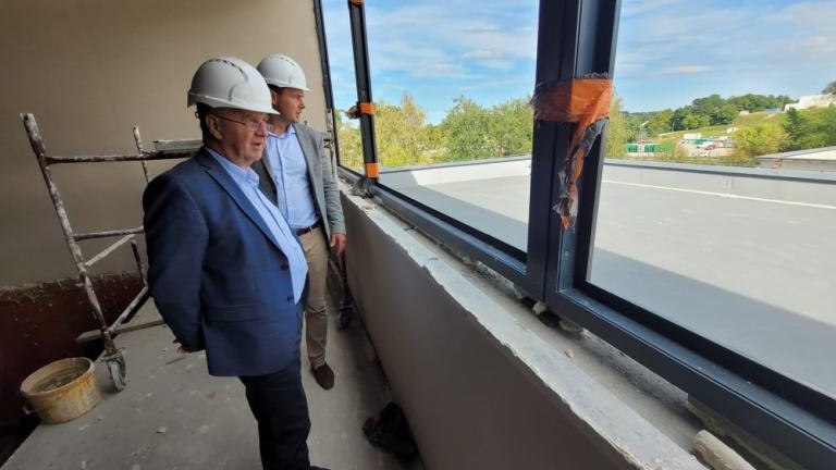 prorektor Uniwersytetu Jagiellońskiego ds. Collegium Medicum UJ prof. dr hab.Tomasz Grodzicki na spotkaniu w Wieliczce-008.jpg