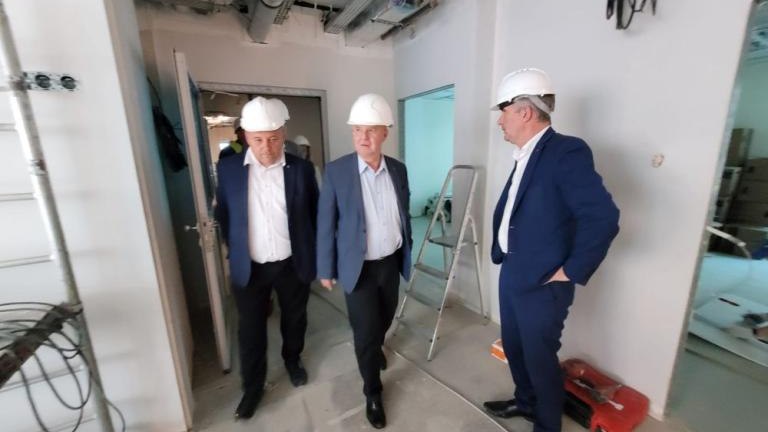 prorektor Uniwersytetu Jagiellońskiego ds. Collegium Medicum UJ prof. dr hab.Tomasz Grodzicki na spotkaniu w Wieliczce-011.jpg