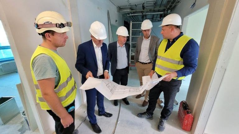 prorektor Uniwersytetu Jagiellońskiego ds. Collegium Medicum UJ prof. dr hab.Tomasz Grodzicki na spotkaniu w Wieliczce-015.jpg