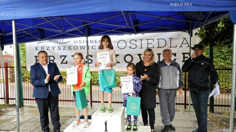 jubileuszowa XV edycja Biegow Krzyszkowickich gm Wieliczka-139.jpg