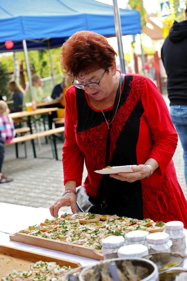 zabawa taneczna dla mieszkancow os Krzyszkowice-002.jpg