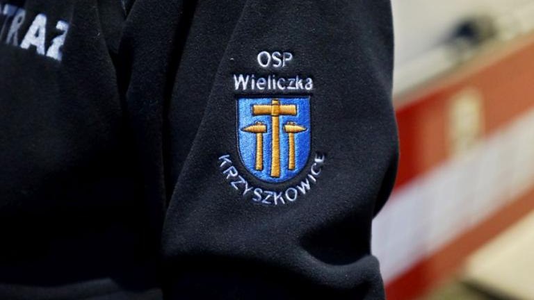 zabawa taneczna dla mieszkancow os Krzyszkowice-017.jpg