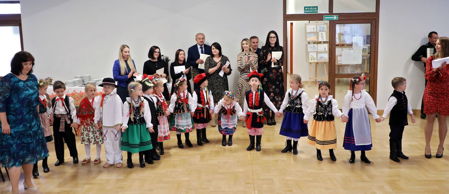 Nadanie imienia Jana Latuska przedszkolu w Mietniowie