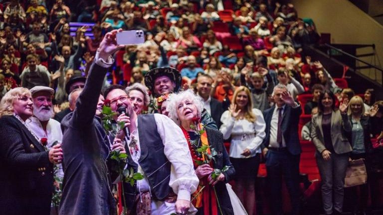 spektakl Zemsta w Wielicka Mediateka Artur Kozioł-001.jpg