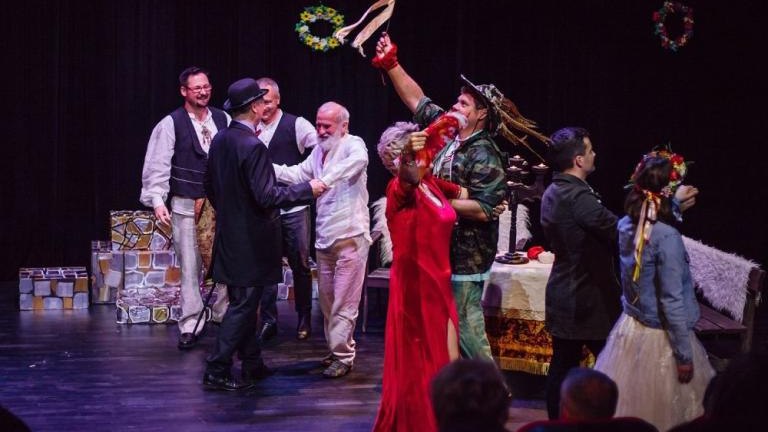 spektakl Zemsta w Wielicka Mediateka Artur Kozioł-007.jpg