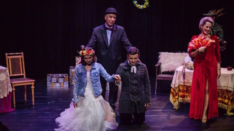 spektakl Zemsta w Wielicka Mediateka Artur Kozioł-008.jpg