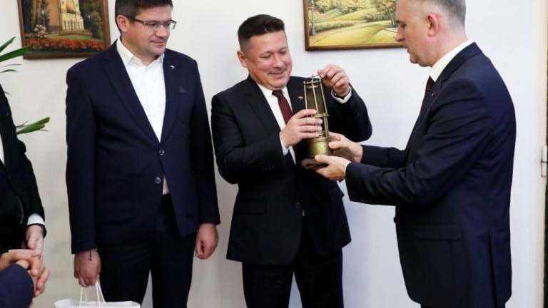 wizyta Ambasadora Rumunii Cosmin Onisii w Wieliczce-001.jpg
