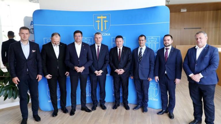wizyta Ambasadora Rumunii Cosmin Onisii w Wieliczce-011.jpg
