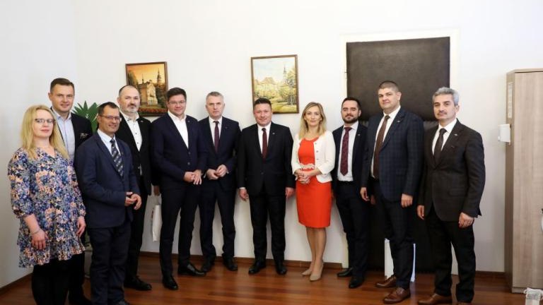 wizyta Ambasadora Rumunii Cosmin Onisii w Wieliczce-031.jpg