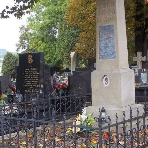 Ratujmy zabytki wielickiego cmentarza - 1.11. 2022 r. XVII kwesta