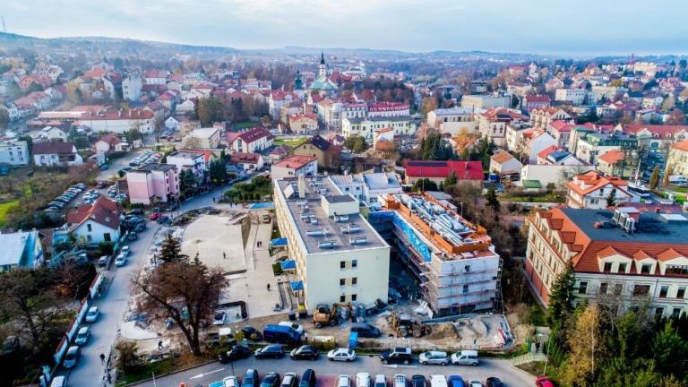 zaawansowanie prac przy rozbudowie osrodka zdrowia w Wieliczce-001.jpg
