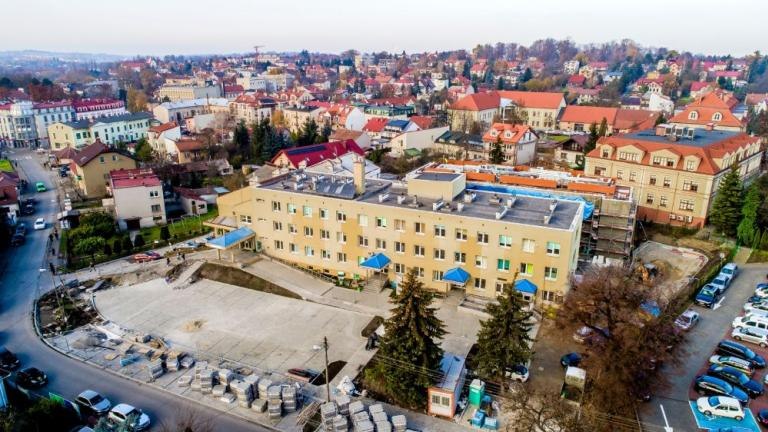 zaawansowanie prac przy rozbudowie osrodka zdrowia w Wieliczce-002.jpg