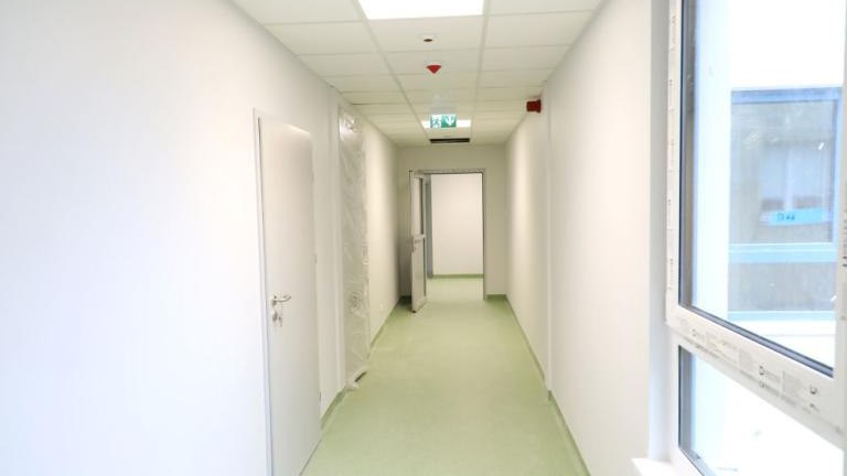 nowe gabinety specjalistyczne w osrodku zdrowia przy ul Szpunara gm Wieliczka-009.jpg