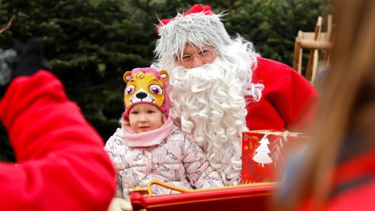 zagroda reniferow Mikolaja Rynek Górny gm Wieliczka-002.jpg