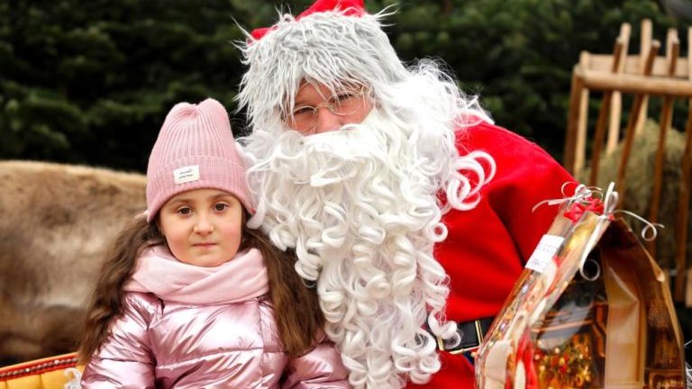 zagroda reniferow Mikolaja Rynek Górny gm Wieliczka-004.jpg