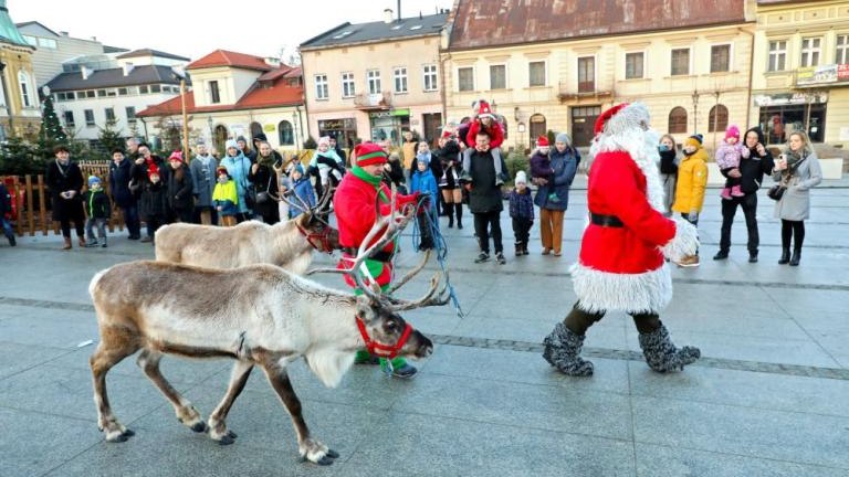 zagroda reniferow Mikolaja Rynek Górny gm Wieliczka-019.jpg