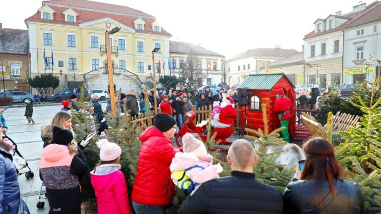 zagroda reniferow Mikolaja Rynek Górny gm Wieliczka-024.jpg