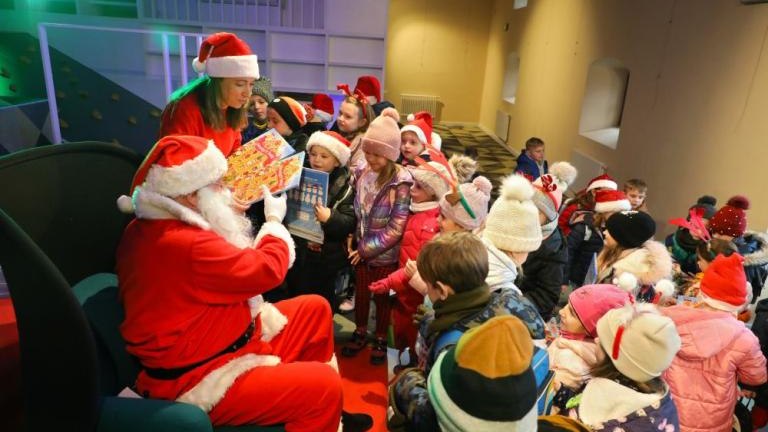 moc_atrakcji spotkanie_z_mikolajem kino_wielicka_mediateka-001.jpg