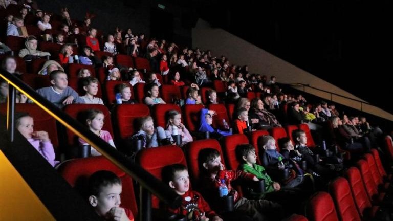 moc_atrakcji spotkanie_z_mikolajem kino_wielicka_mediateka-025.jpg