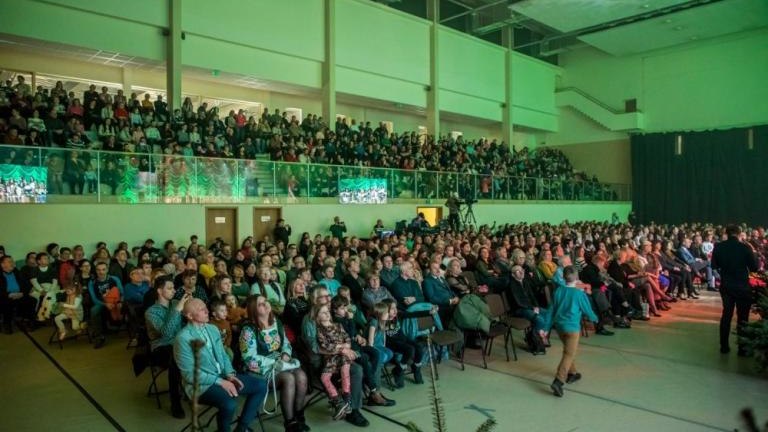 wreczenie medali dobroci dla Wlodzimierza Hartabusa i Elzbiety Sikorya Wieliczka Solne_Miasto-005.jpg