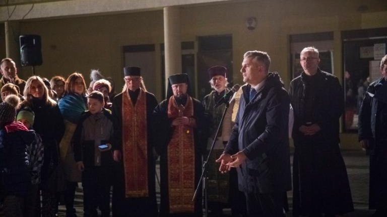 swiatlo dla Ukrainy Centrum Pomocy dla Ukrainy w Grabiu Artur Koziol-008.jpg