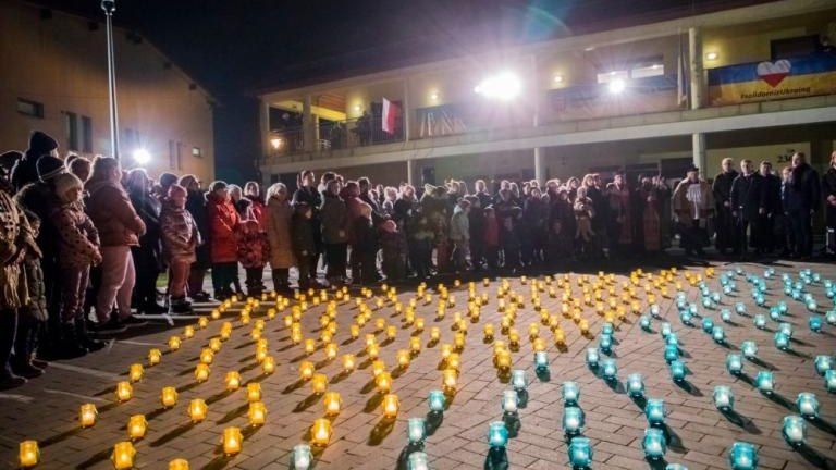swiatlo dla Ukrainy Centrum Pomocy dla Ukrainy w Grabiu Artur Koziol-011.jpg
