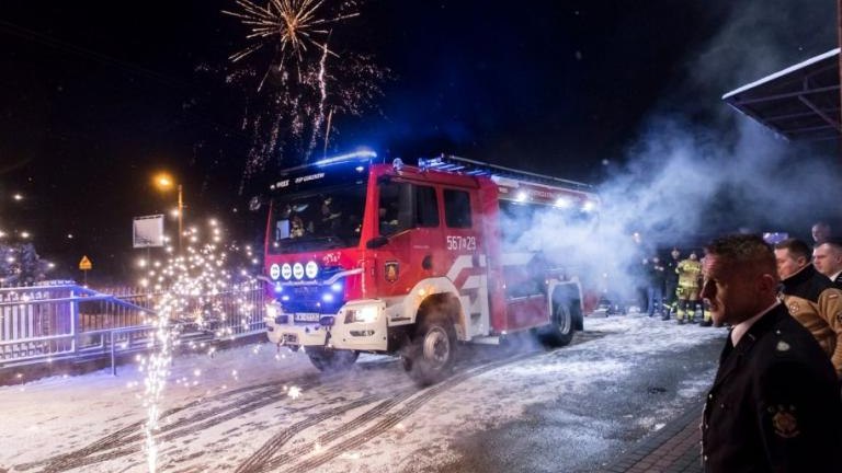 nowy samochod ratowniczo-gasniczy dla OSP Gorzkow gm Wieliczka-015.jpg