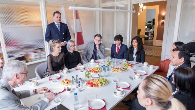 Spotkanie Burmistrza Wieliczki Artur Koziol z Ambasadorem Peru Krakow-020.jpg