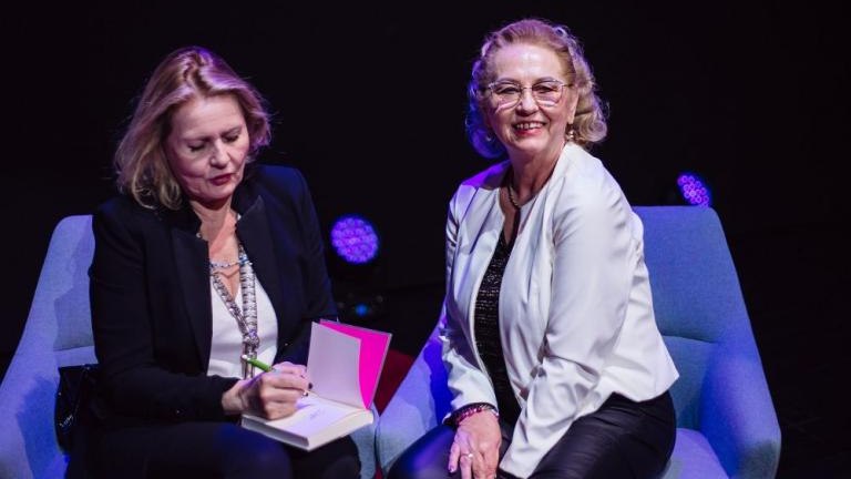 literackie_widnokregi spotkanie z Grażyna_Szapolowska Wielicka_Mediateka-004.jpg