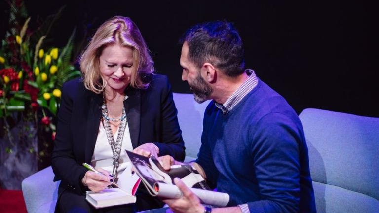 literackie_widnokregi spotkanie z Grażyna_Szapolowska Wielicka_Mediateka-005.jpg