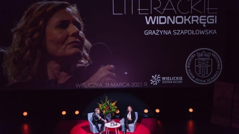 literackie_widnokregi spotkanie z Grażyna_Szapolowska Wielicka_Mediateka-012.jpg